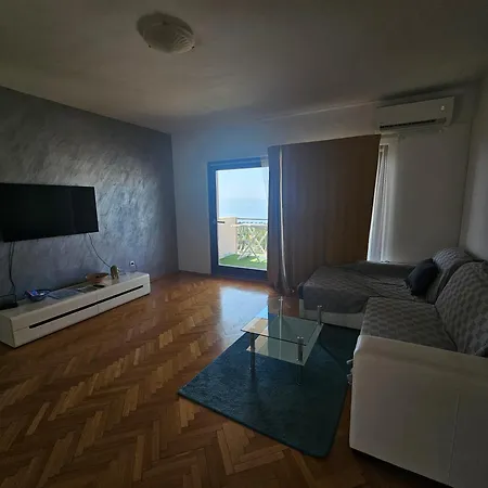 Apartment Sea View *